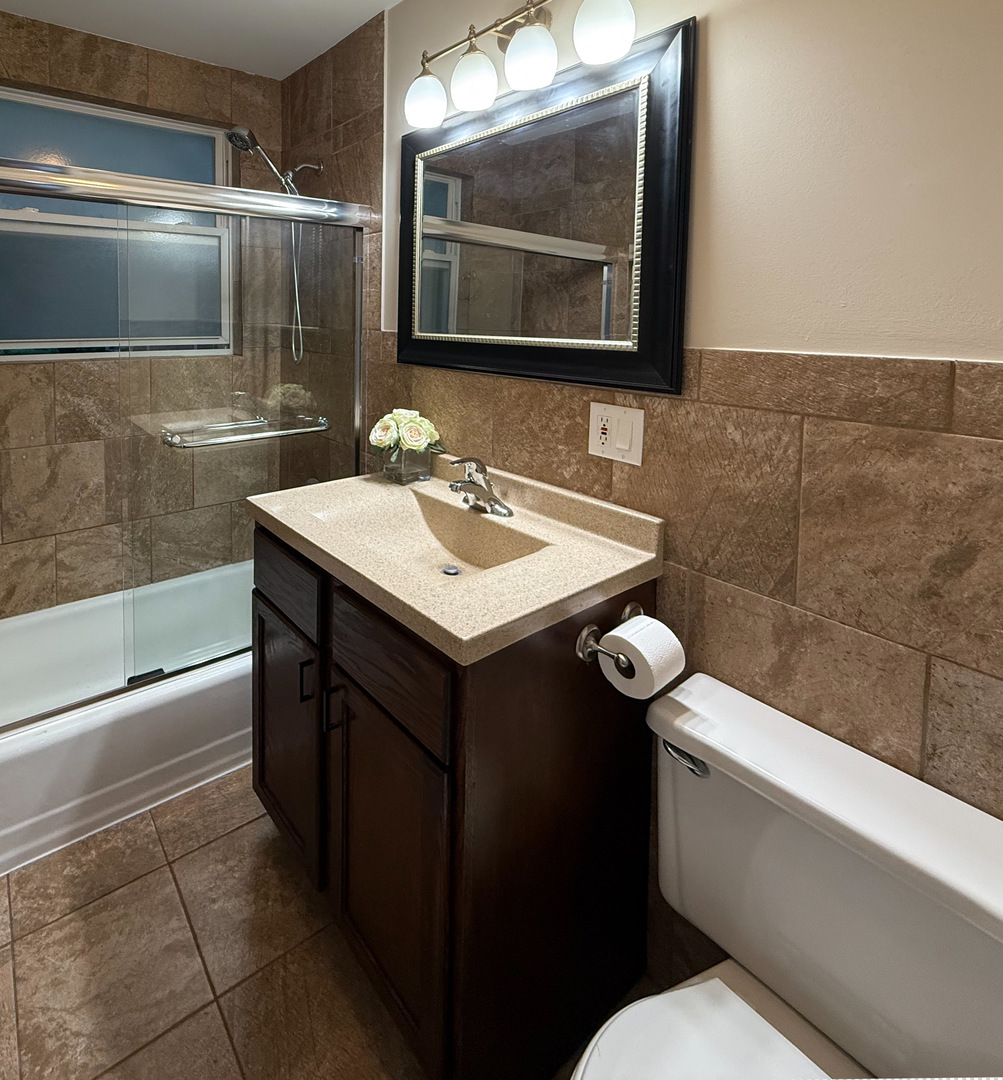 14507 Ridgeway Avenue, Midlothian, IL 60445