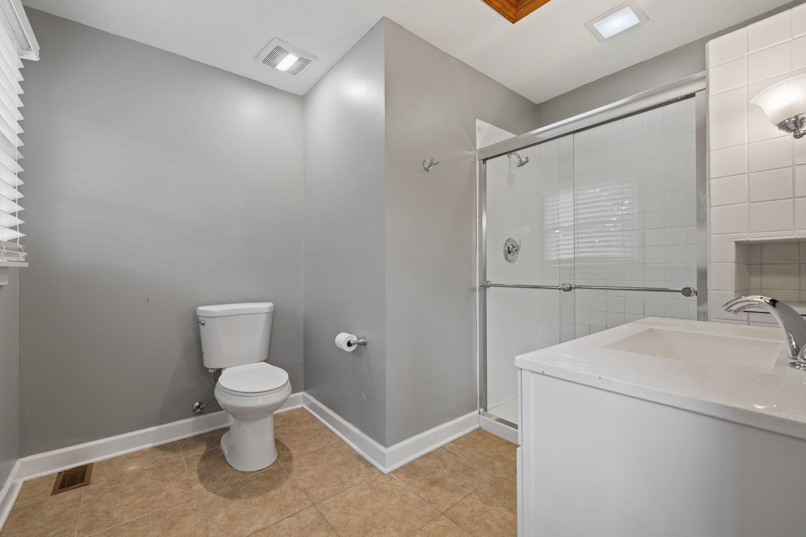 413 Northampton Court, Naperville, IL 60565
