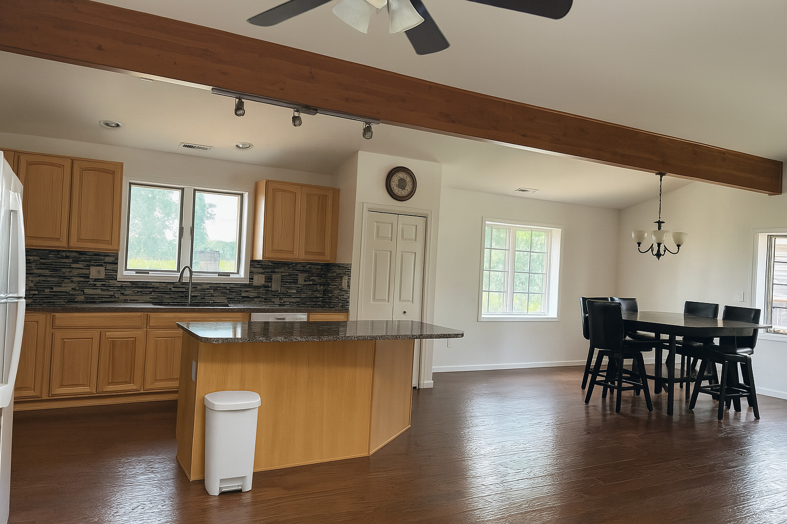 27555 S Forest View Lane, Beecher, IL 60401