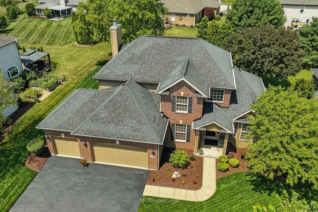 2409 Brookridge Drive, Plainfield, IL 60586