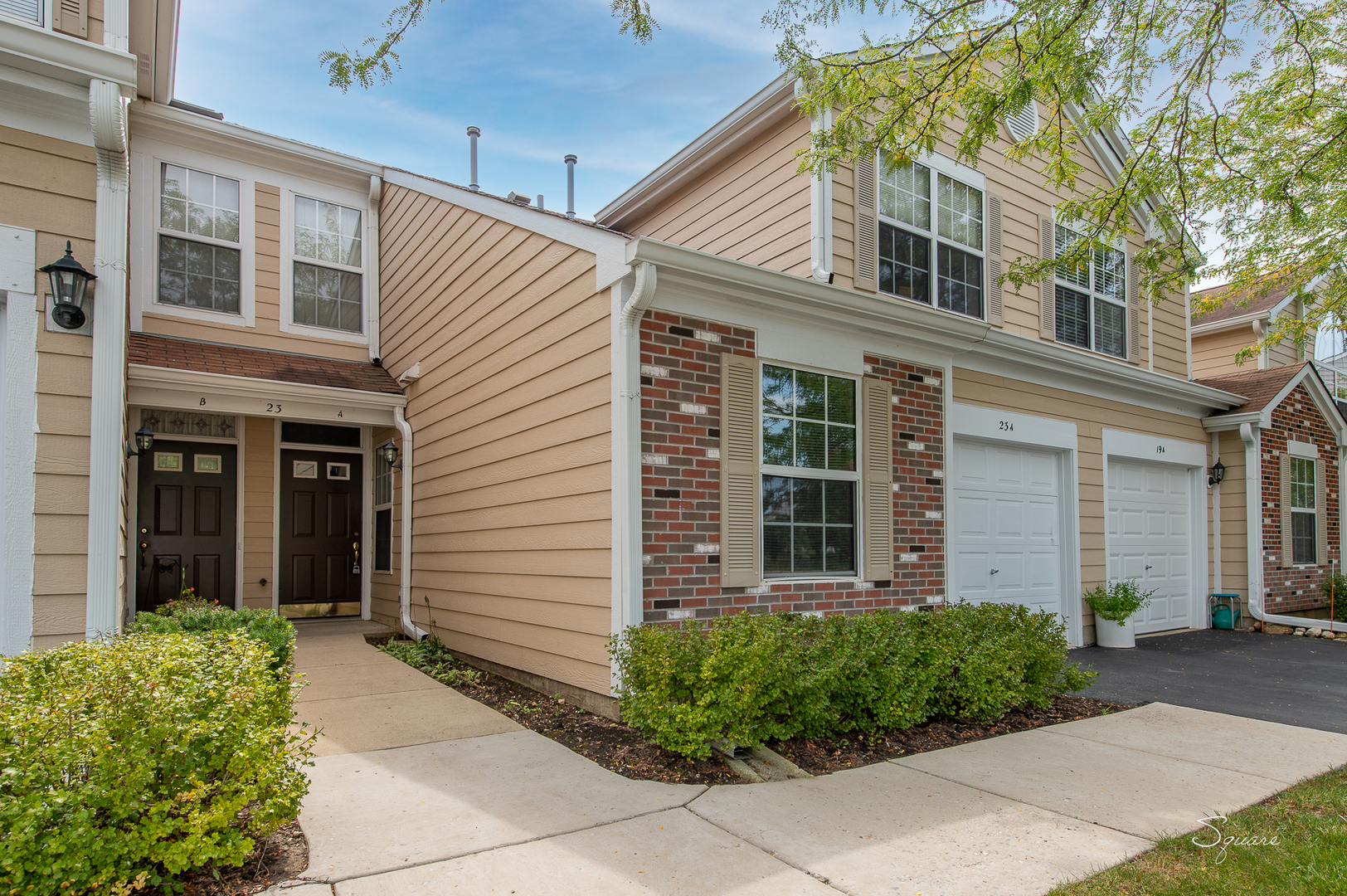 23 TAYLOR Court #A, Streamwood, IL 60107