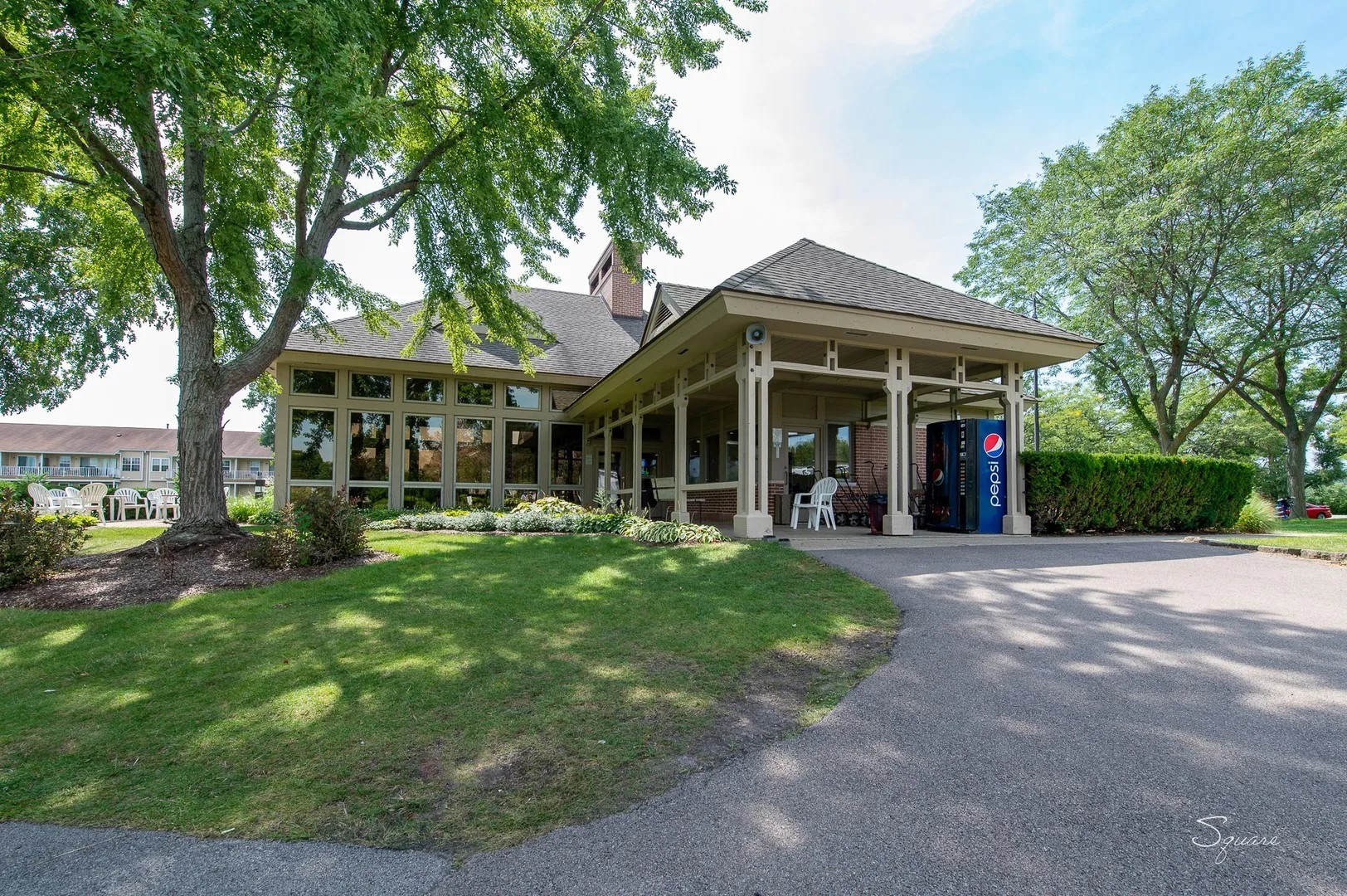 23 TAYLOR Court #A, Streamwood, IL 60107