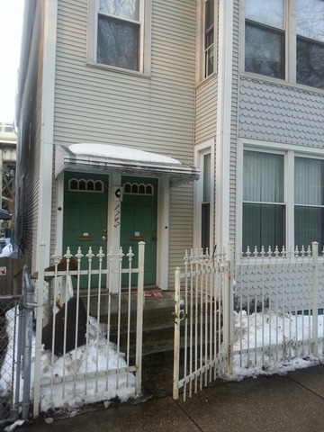 1742 W Roscoe Street #1, Chicago, IL 60657