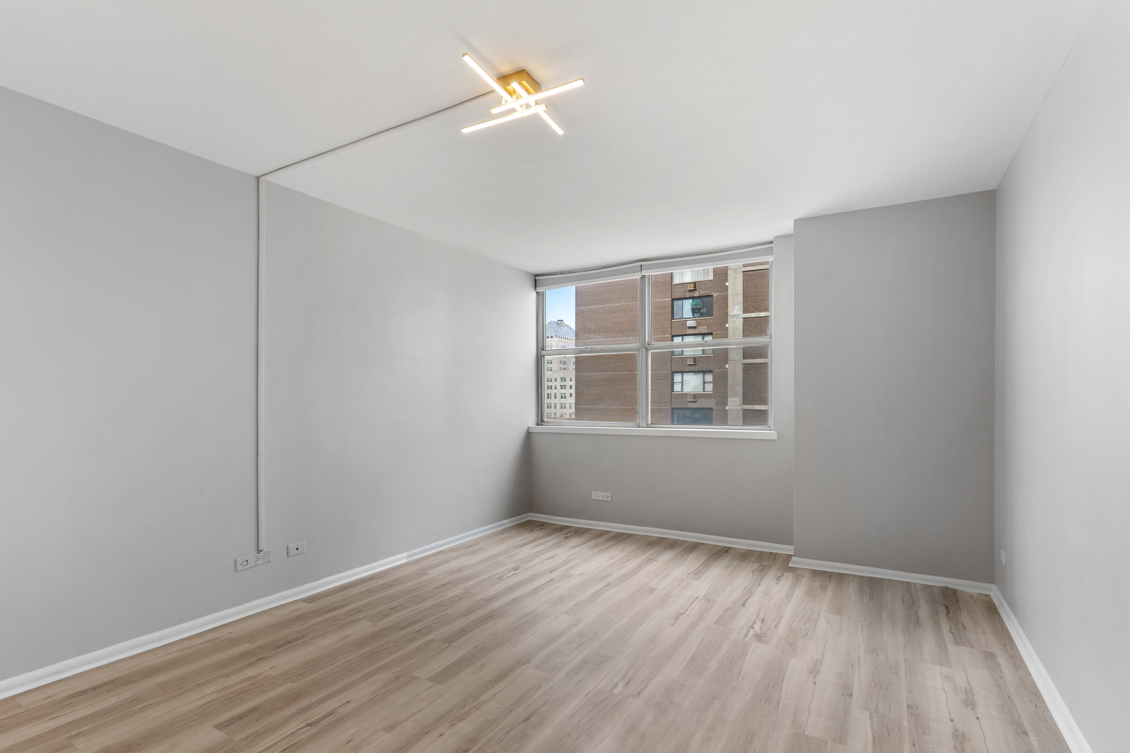 6301 N Sheridan Road #11D, Chicago, IL 60660
