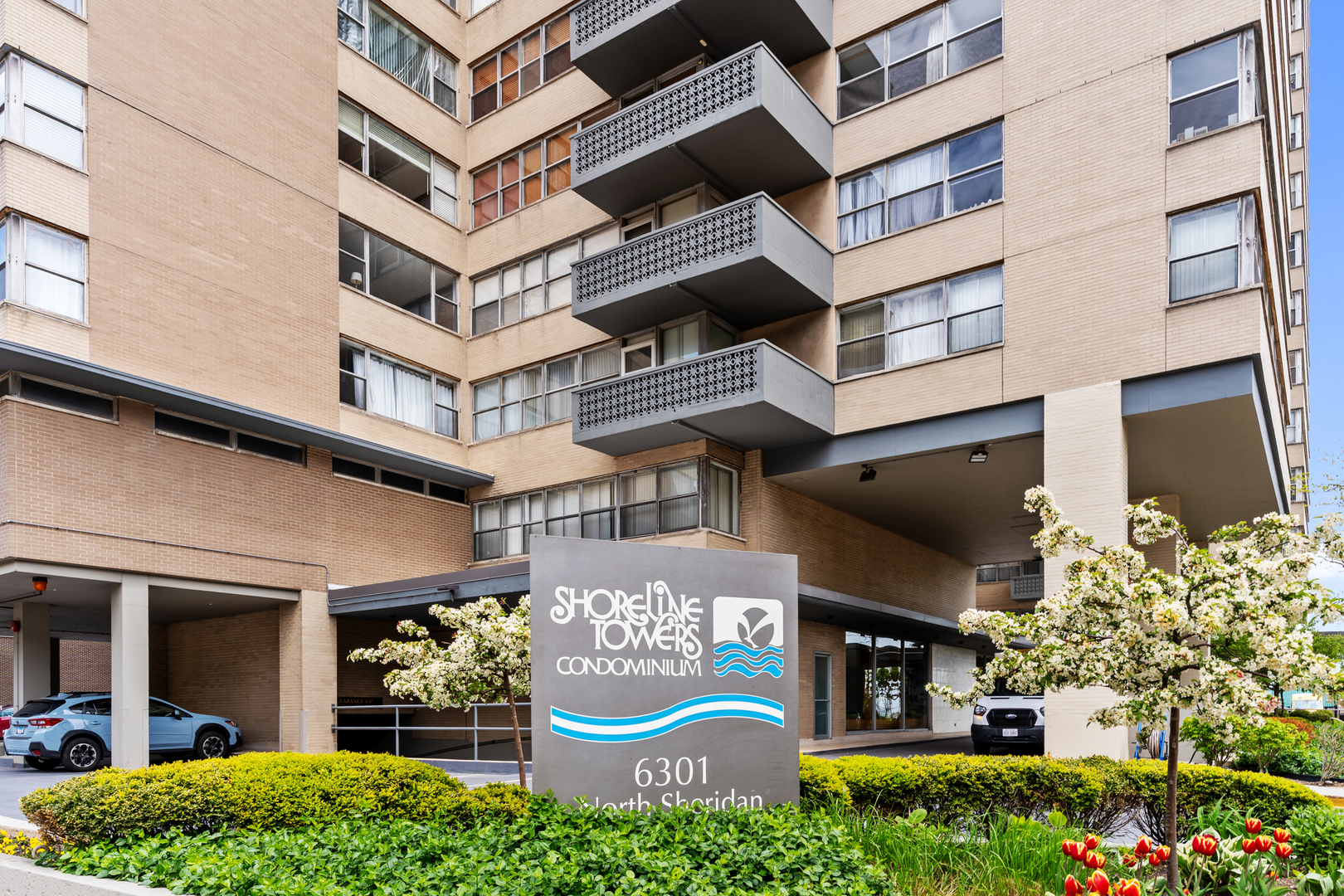 6301 N Sheridan Road #11D, Chicago, IL 60660