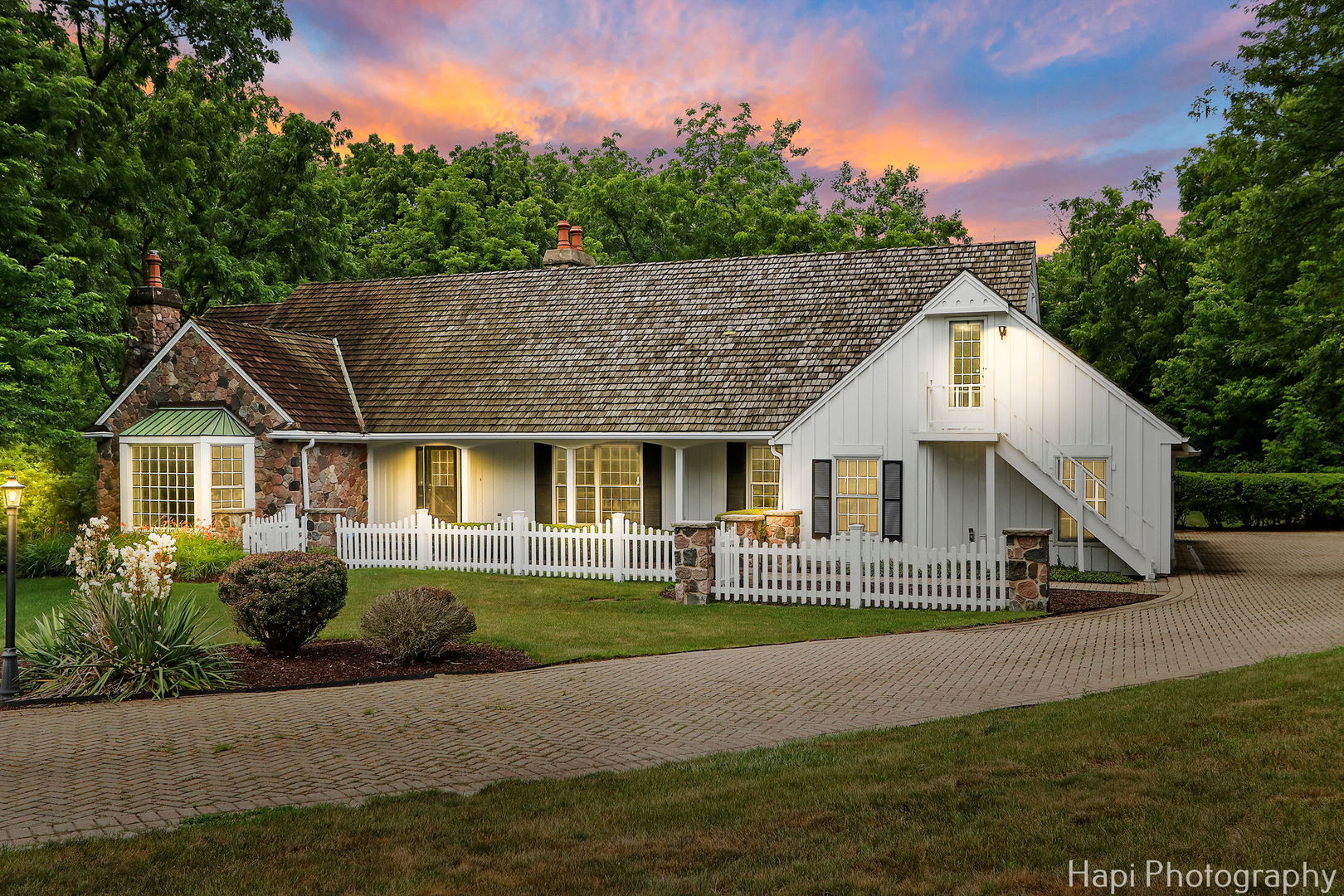 21956 N Hickory Hill Drive, Kildeer, IL 60047