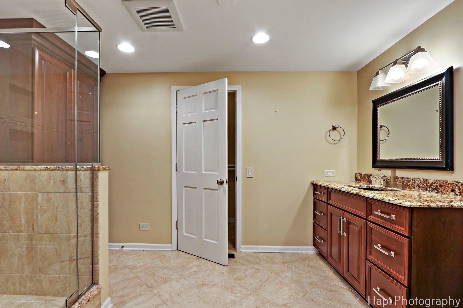 21956 N Hickory Hill Drive, Kildeer, IL 60047