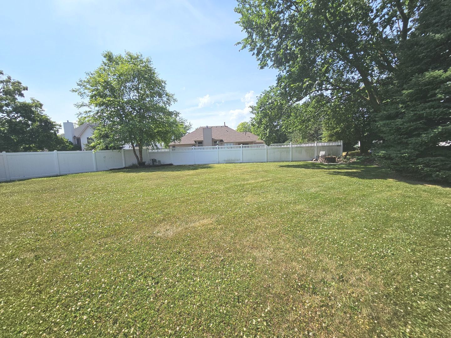 1228 Conquest Court, Shorewood, IL 60404