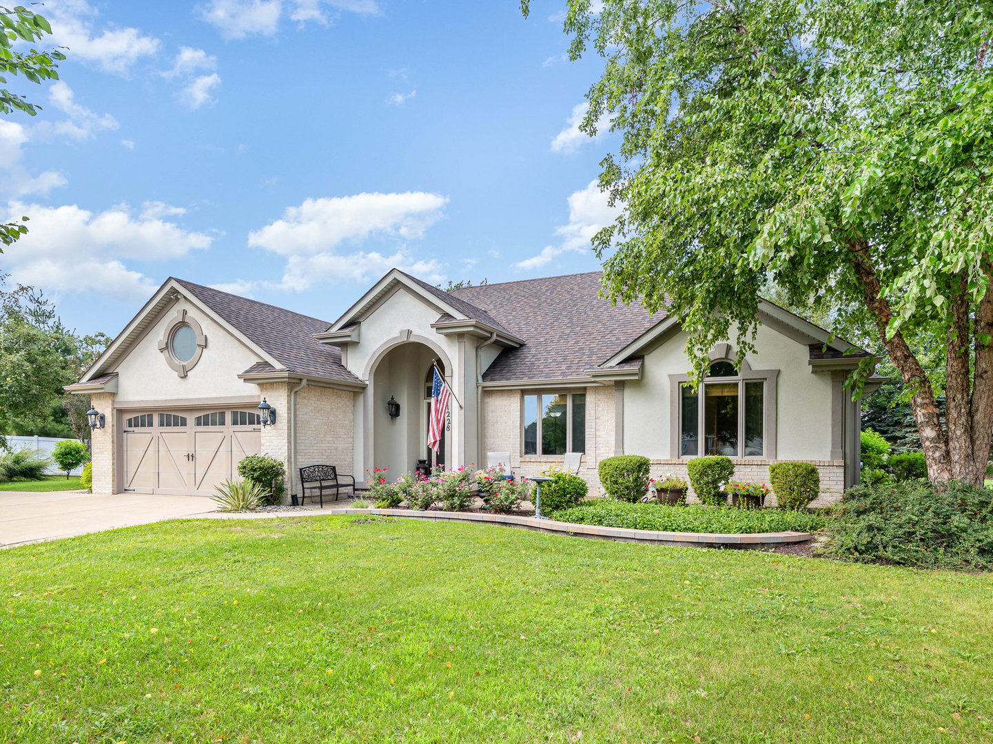1228 Conquest Court, Shorewood, IL 60404