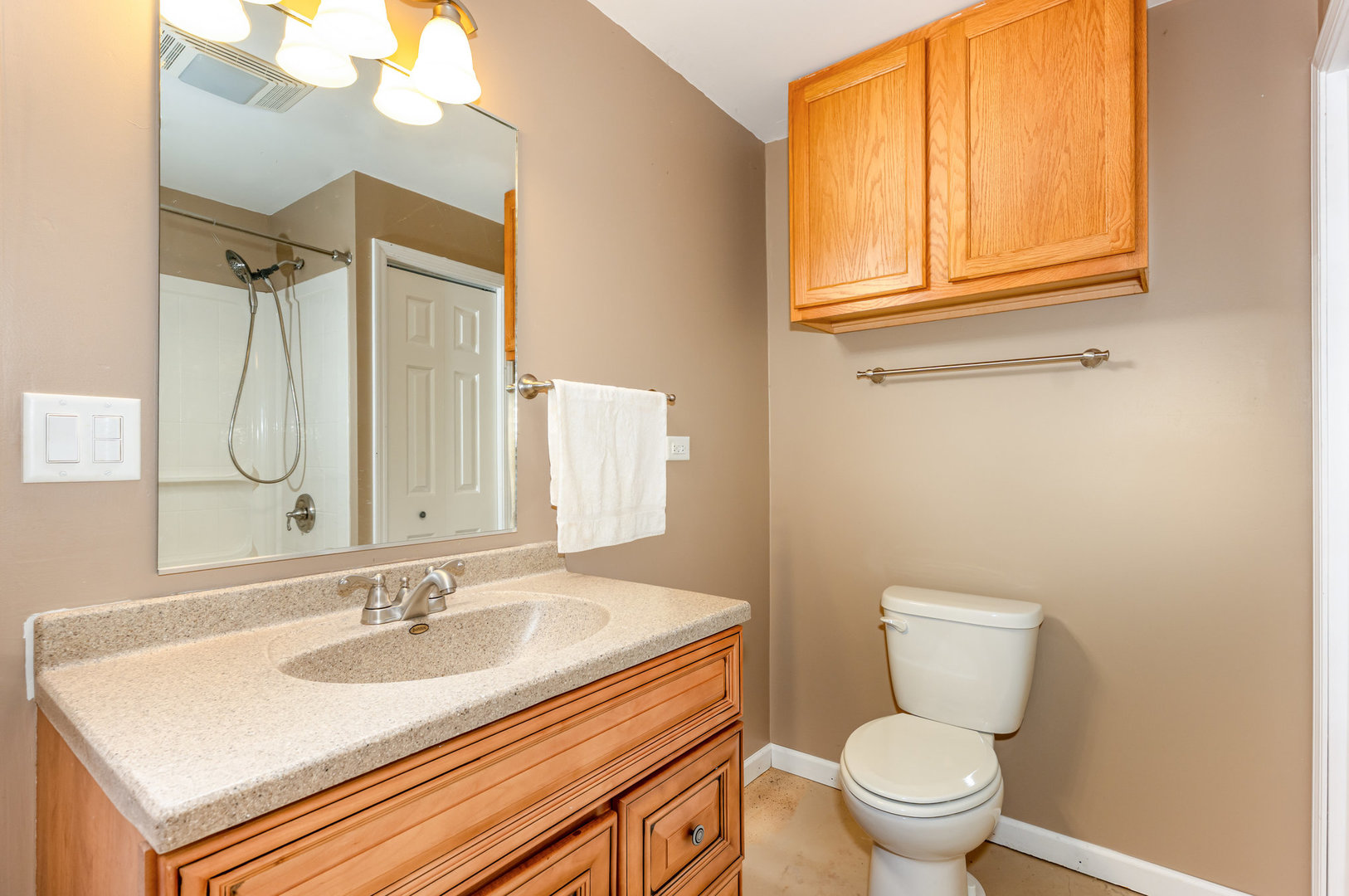 1228 Conquest Court, Shorewood, IL 60404