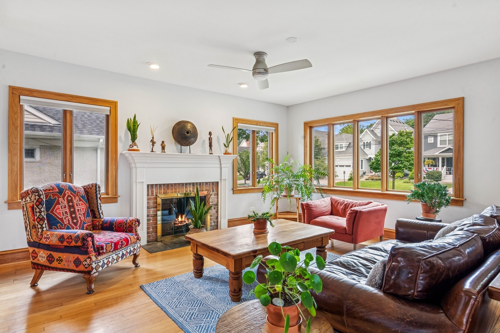 583 Pleasant Avenue, Glen Ellyn, IL 60137