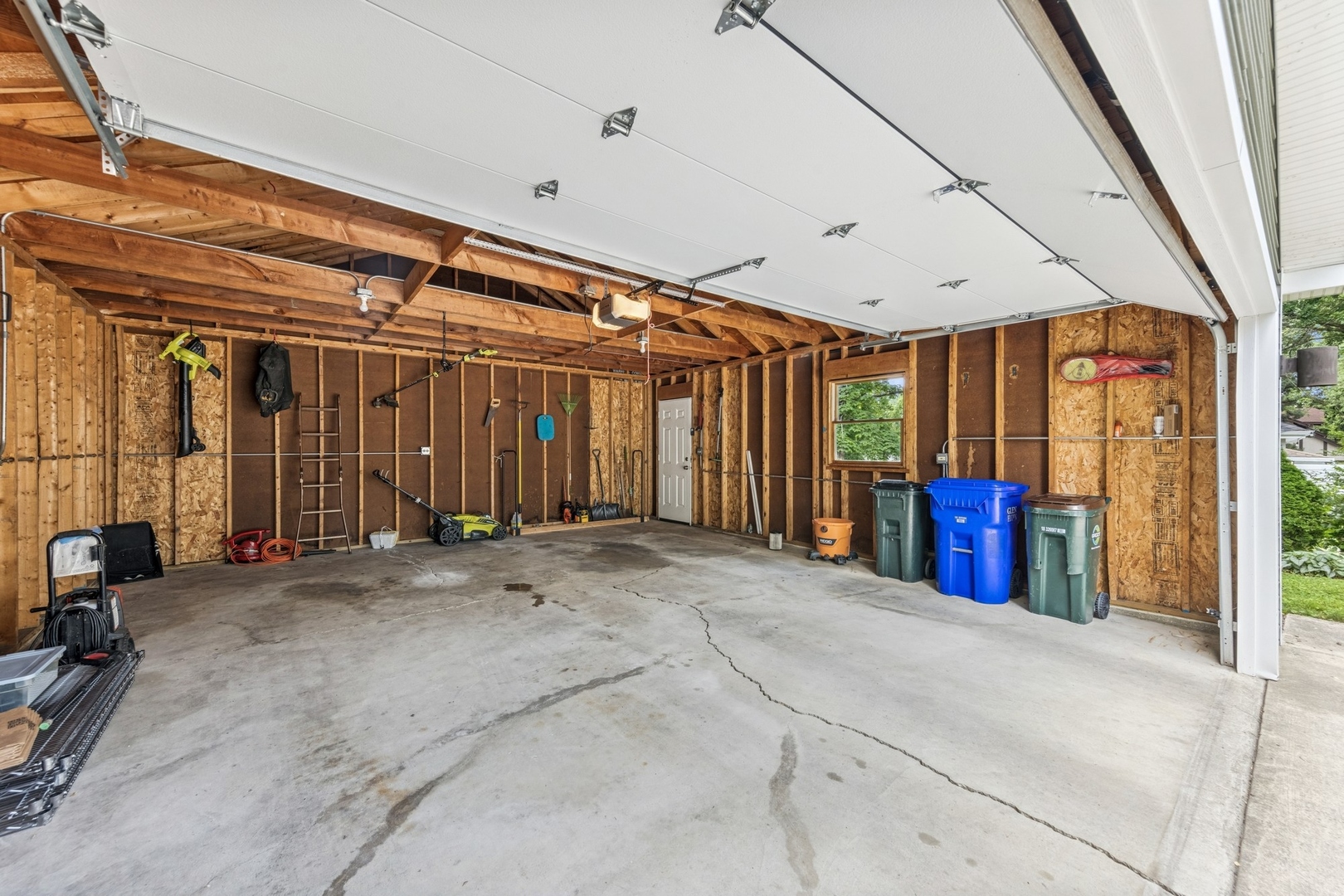 583 Pleasant Avenue, Glen Ellyn, IL 60137