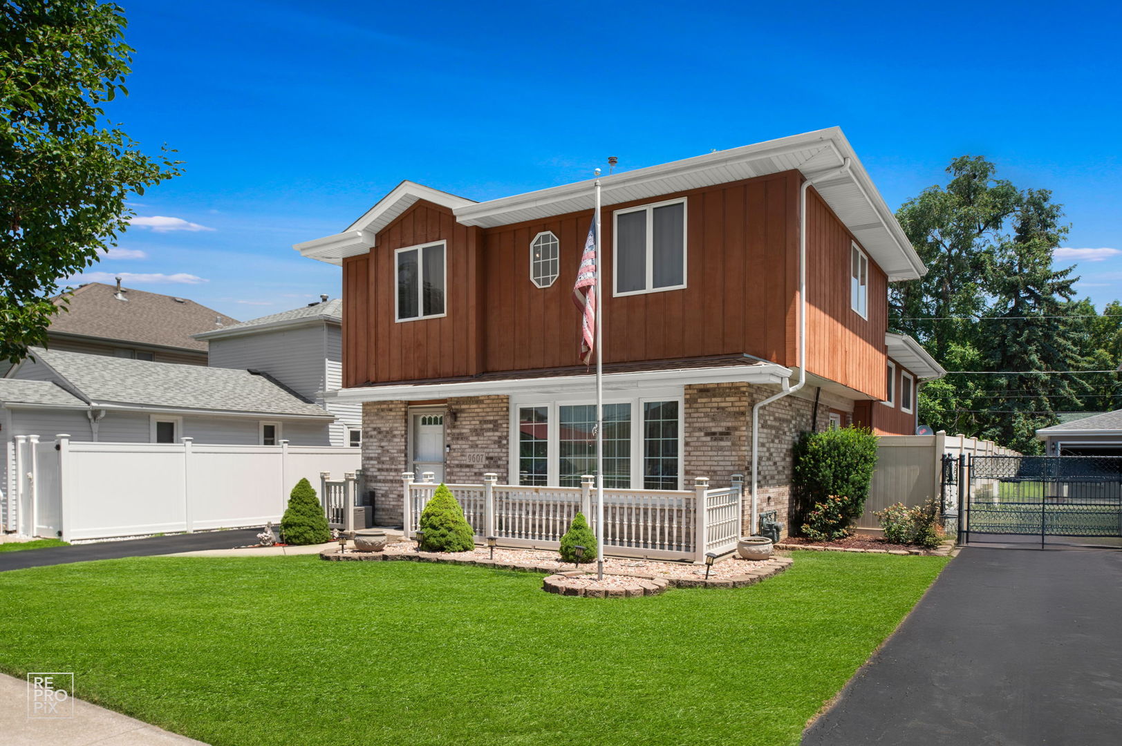 9607 Marion Avenue, Oak Lawn, IL 60453