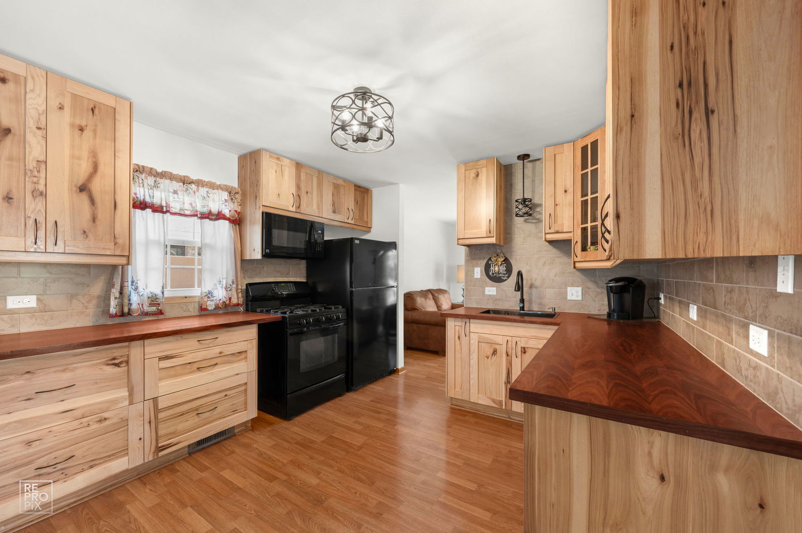 9607 Marion Avenue, Oak Lawn, IL 60453