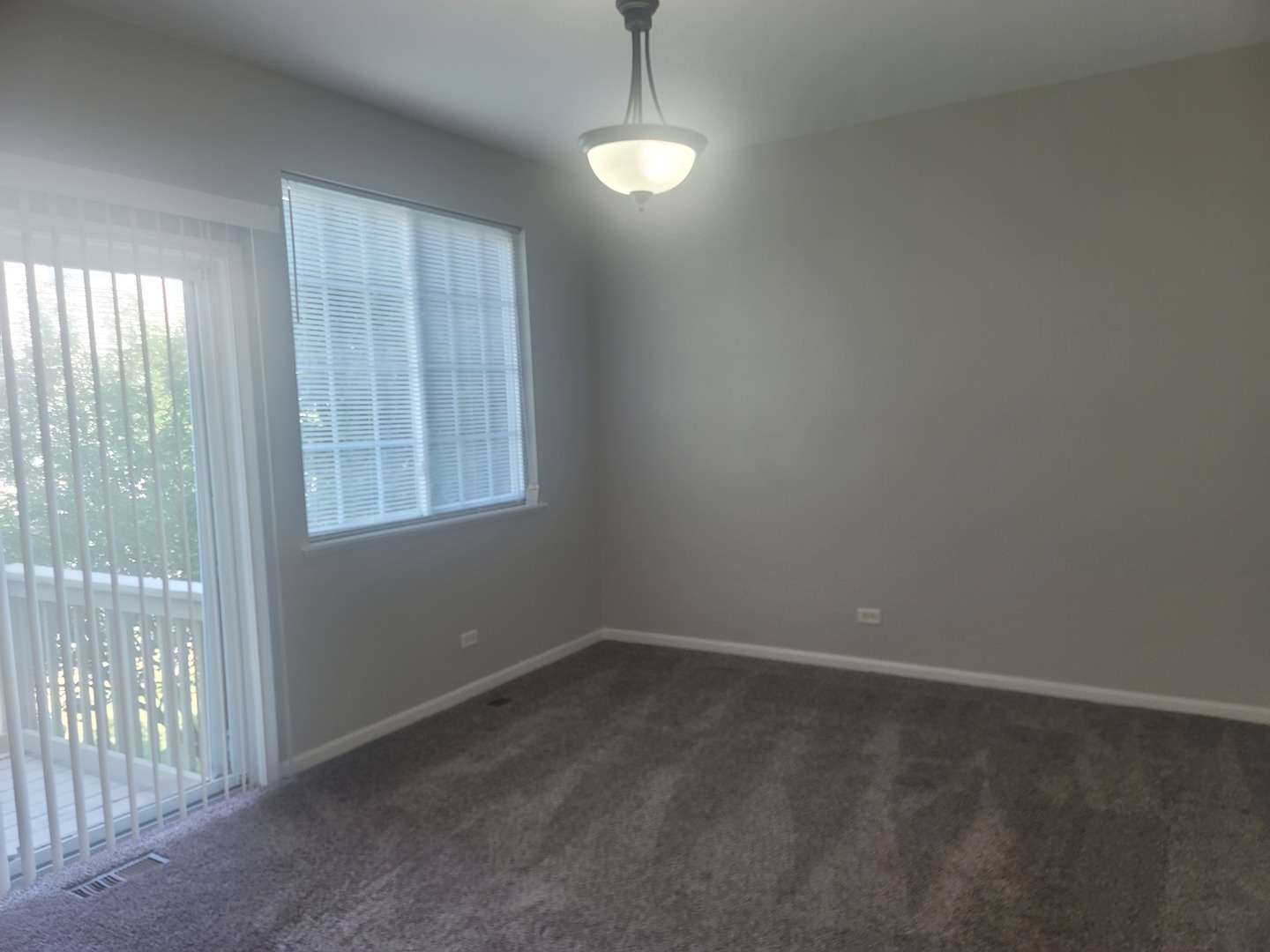 288 Evergreen Circle, Gilberts, IL 60136