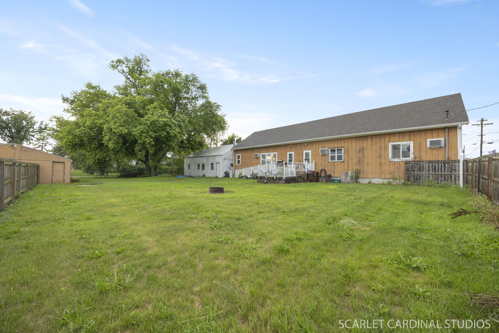 111 S Viking Vie, Lee, IL 60530