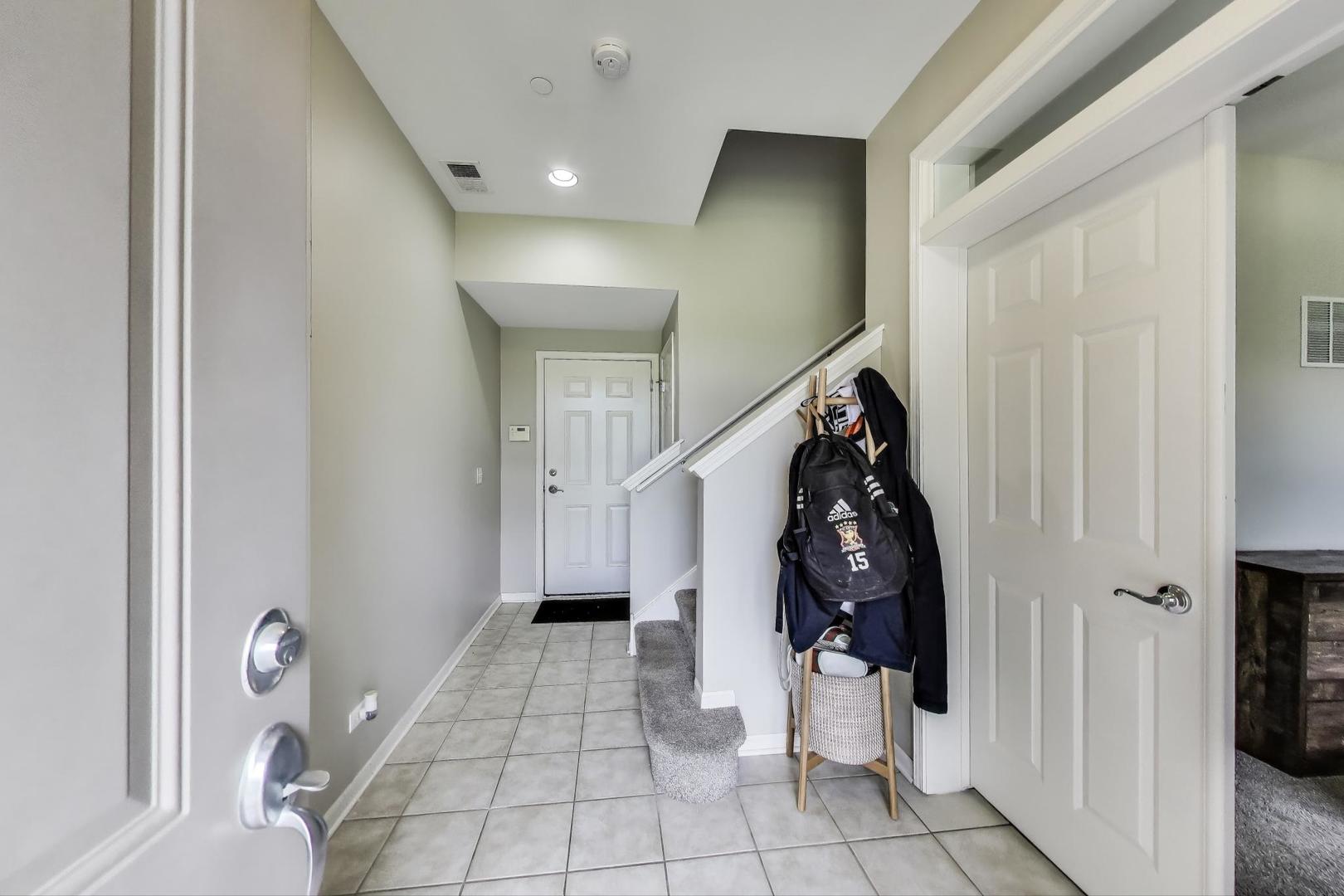 301 Alpine Springs Drive, Vernon Hills, IL 60061