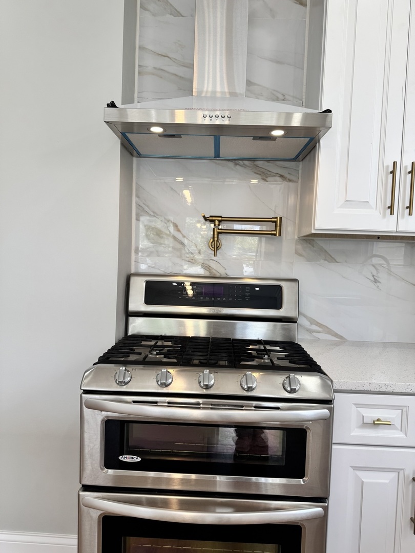 1304 S 50th Avenue, Cicero, IL 60804