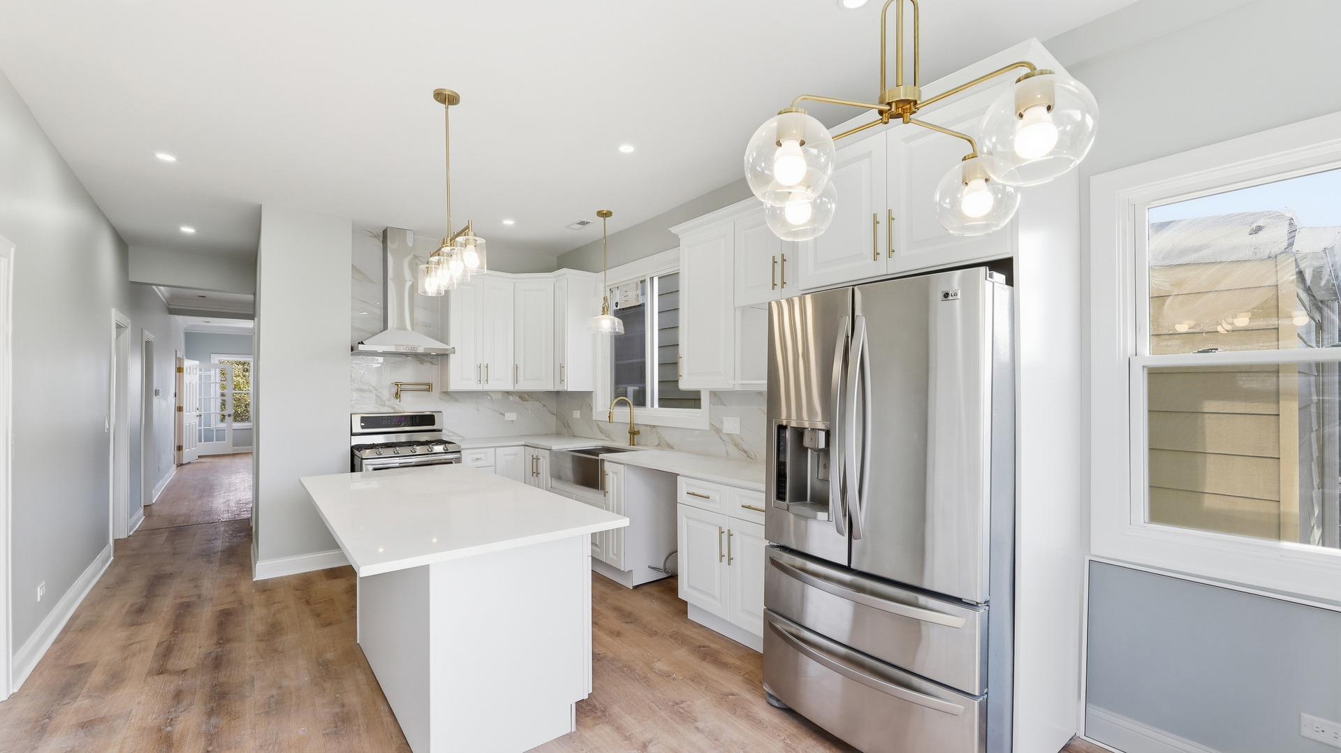 1304 S 50th Avenue, Cicero, IL 60804