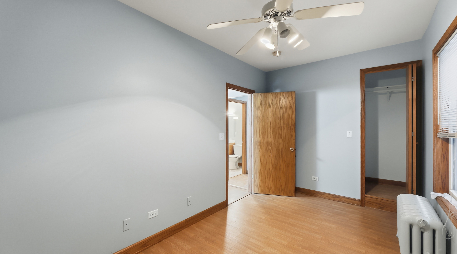 1304 S 50th Avenue, Cicero, IL 60804