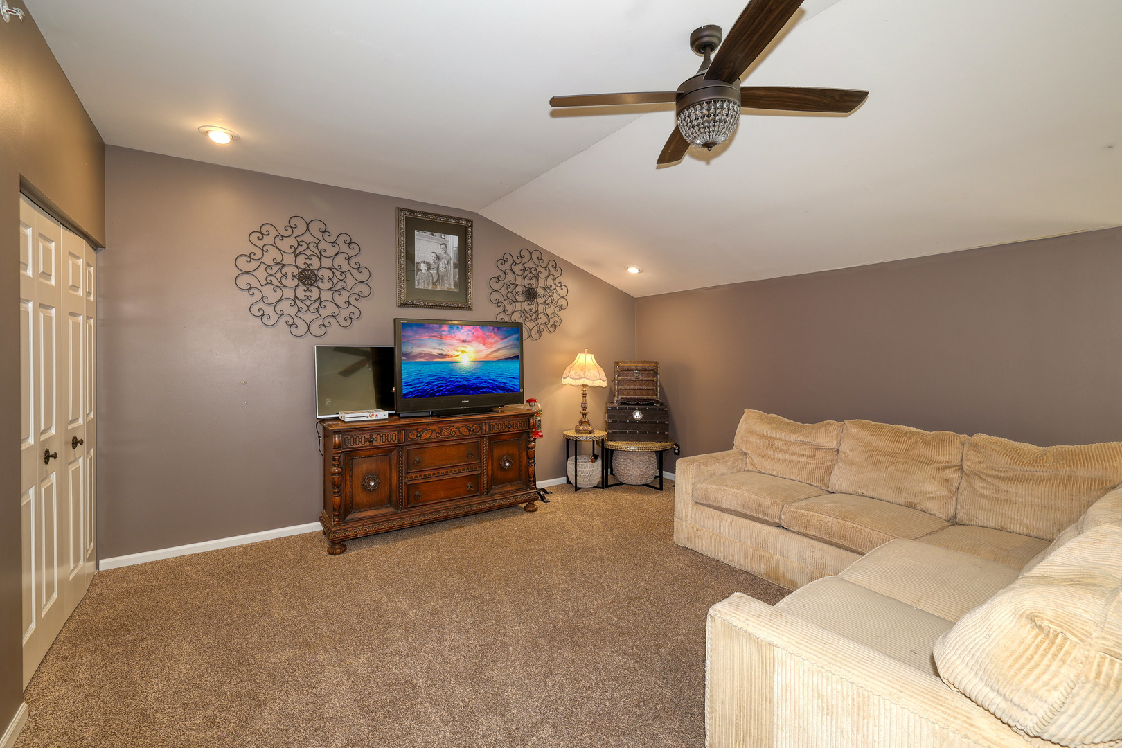 4579 Half Moon Drive #D, Yorkville, IL 60560