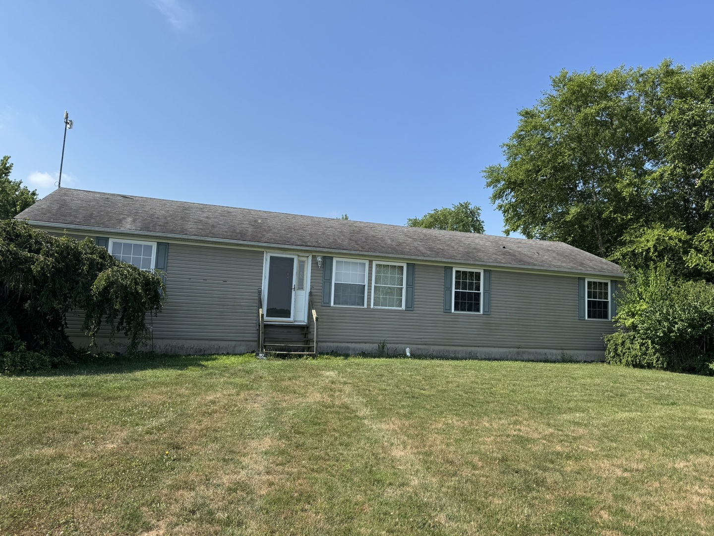 810 Harding Avenue, Gillespie, IL 62033