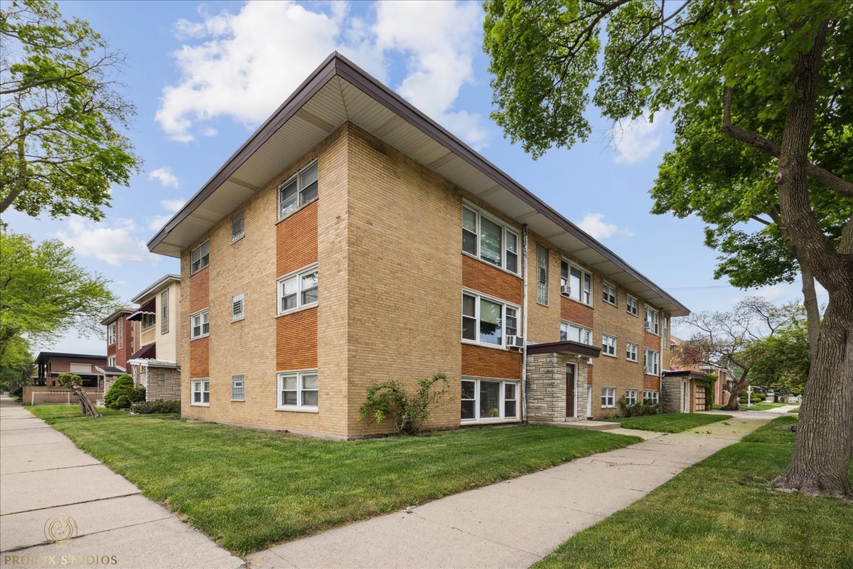 9254 S Euclid Avenue #1S, Chicago, IL 60617