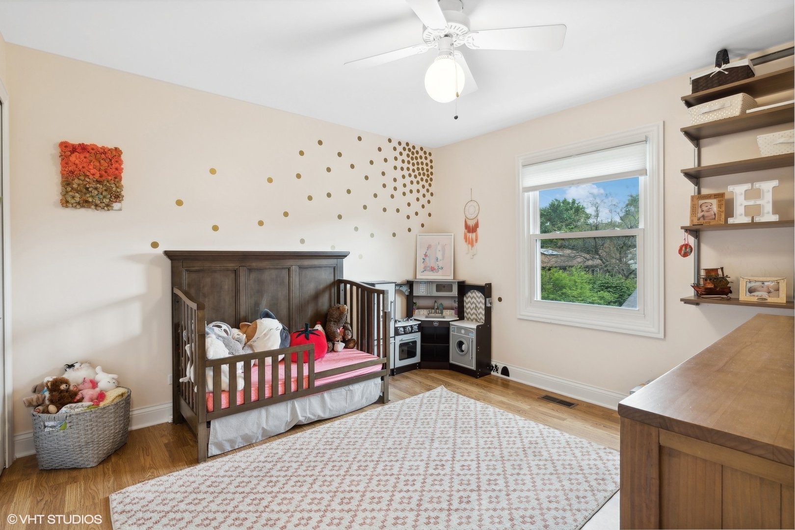 1820 N Wilson Place, Arlington Heights, IL 60004