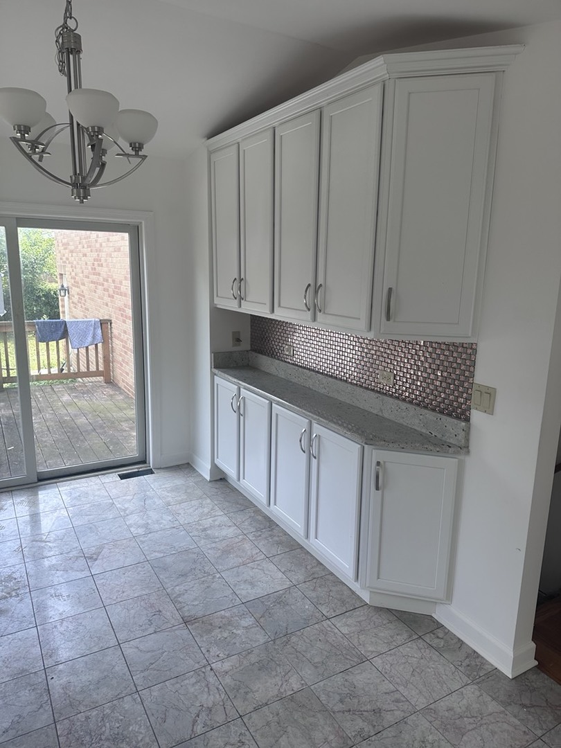 7300 Beckwith Road, Morton Grove, IL 60053
