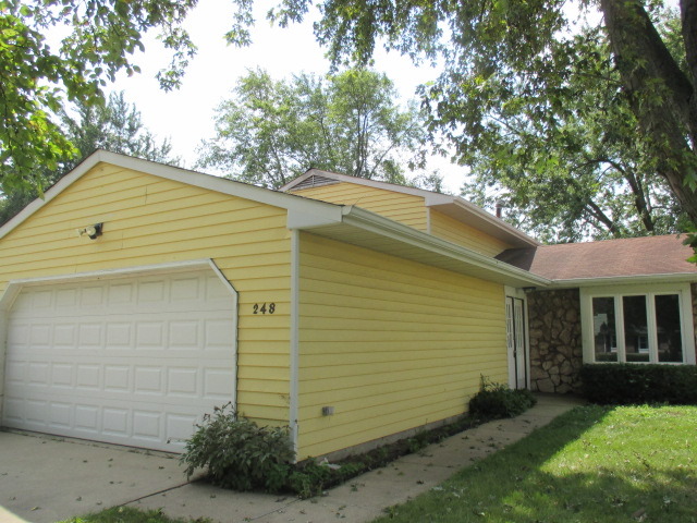 248 Waverly Drive, Elgin, IL 60120