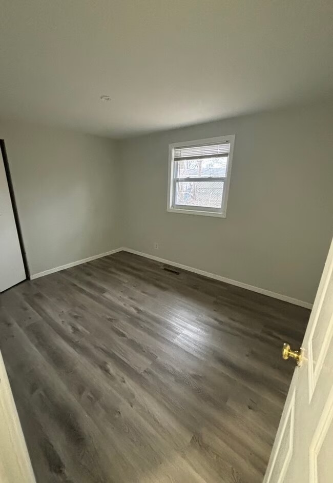 237 Harrison Street, Carpentersville, IL 60110