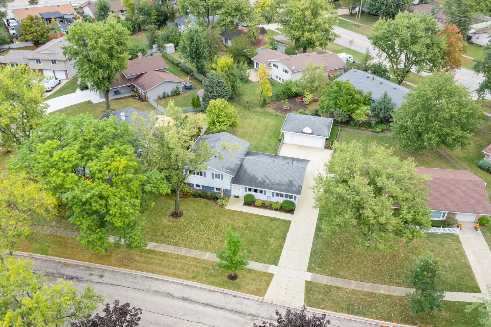 1614 Kingston Lane, Schaumburg, IL 60193