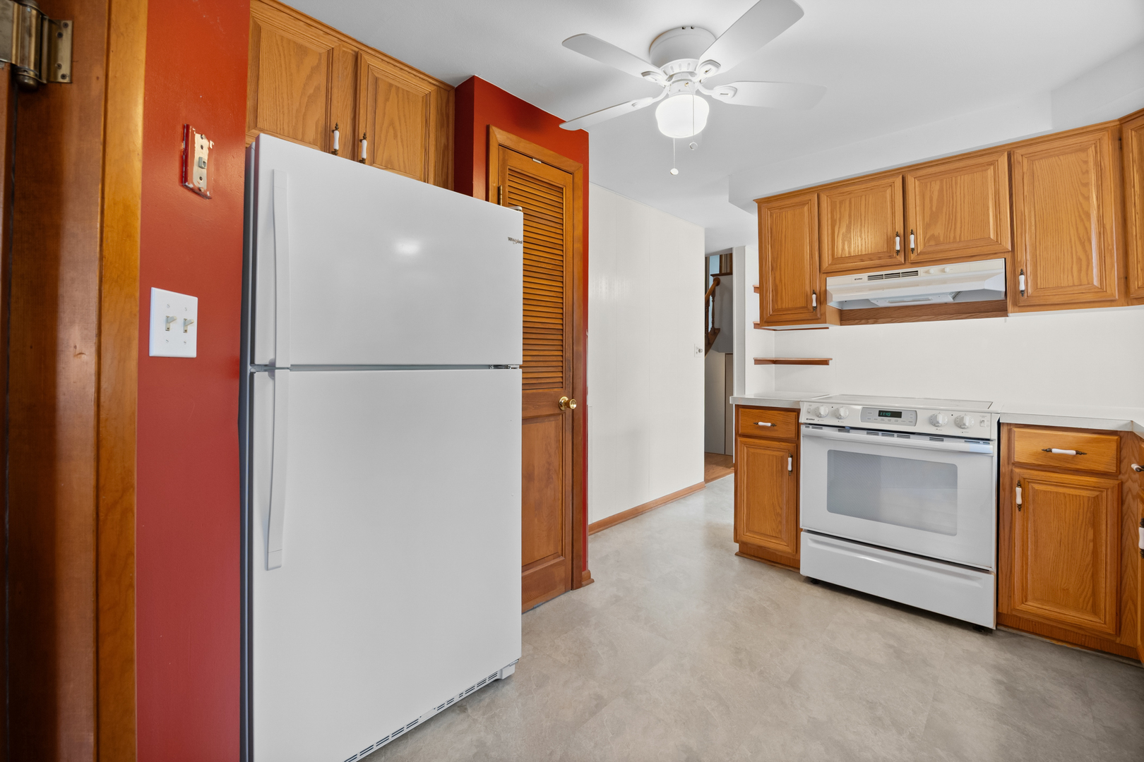 1614 Kingston Lane, Schaumburg, IL 60193
