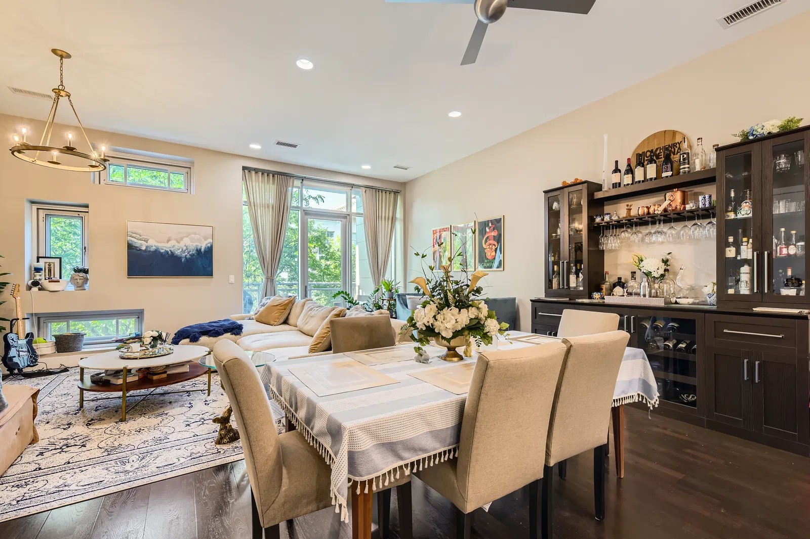 1124 W Adams Street #3W, Chicago, IL 60607