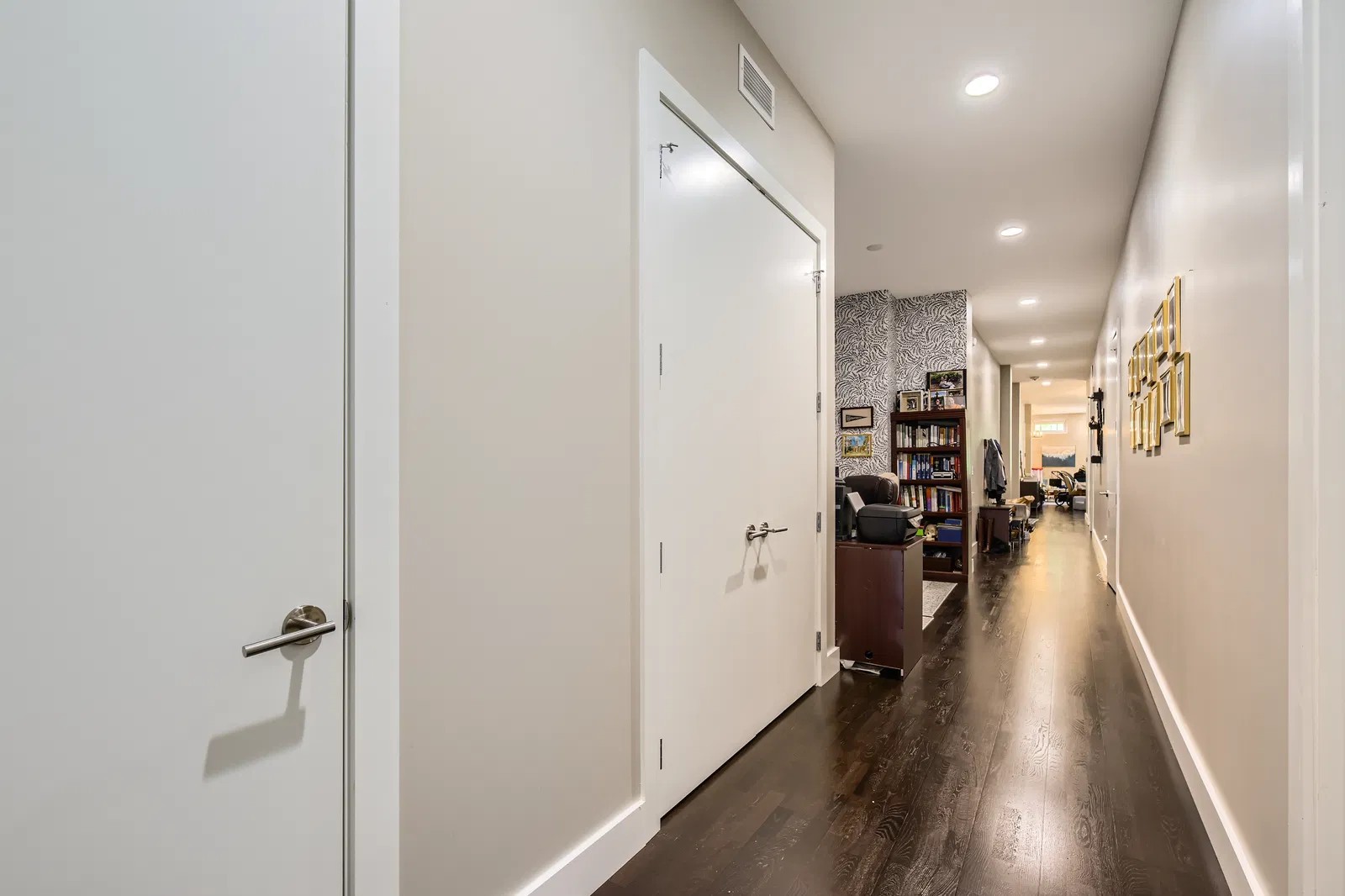 1124 W Adams Street #3W, Chicago, IL 60607