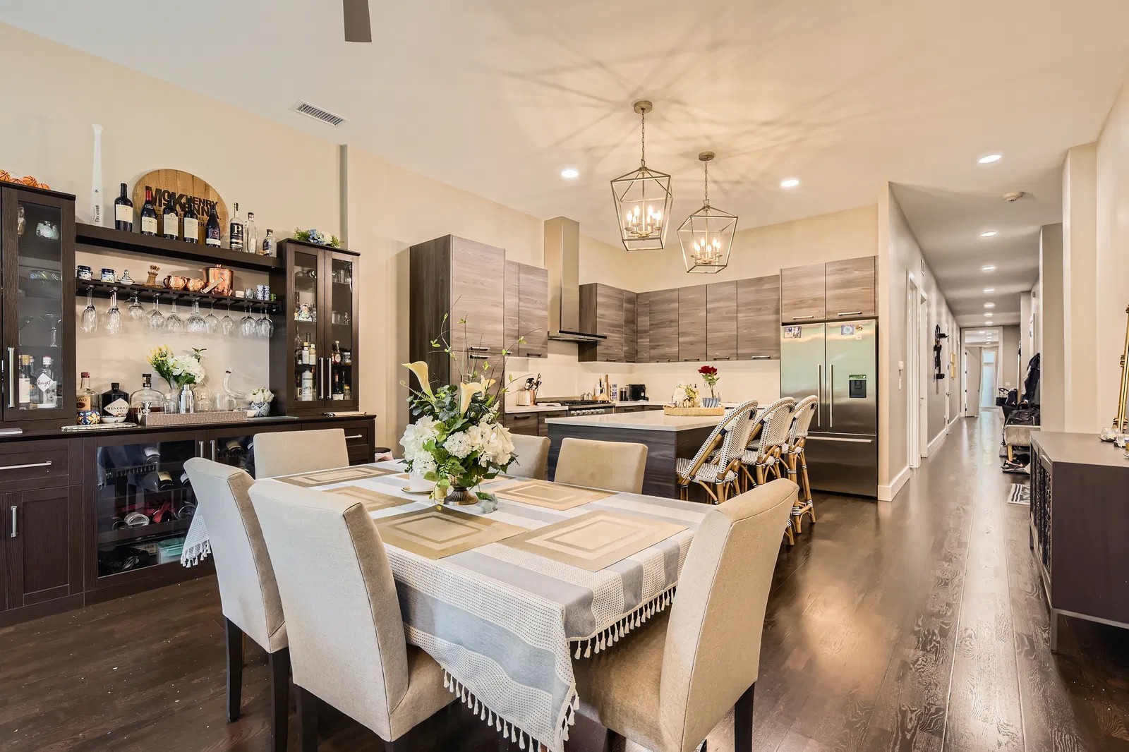 1124 W Adams Street #3W, Chicago, IL 60607