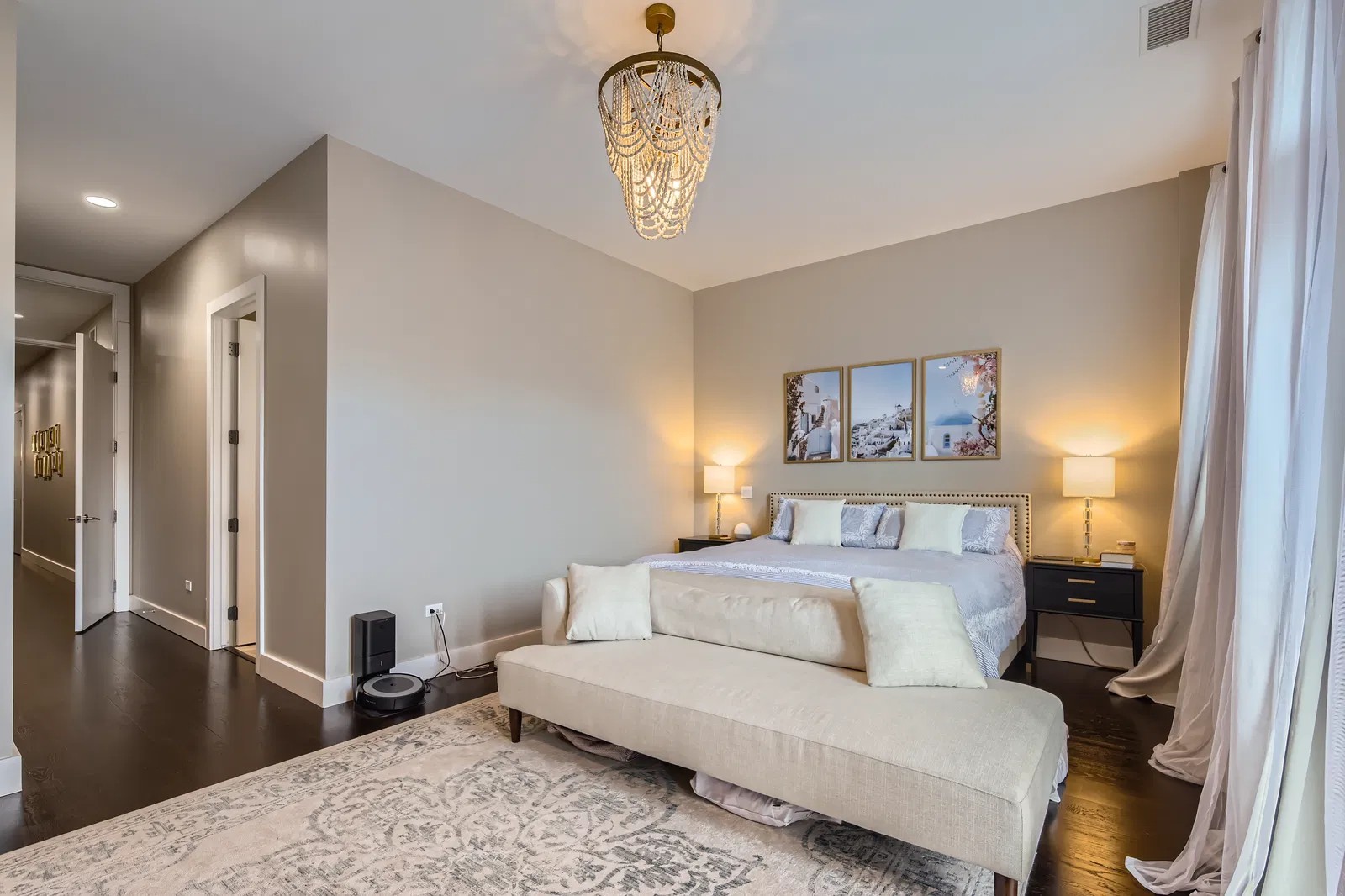 1124 W Adams Street #3W, Chicago, IL 60607