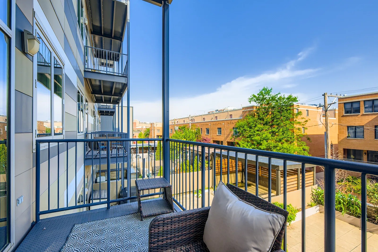 1124 W Adams Street #3W, Chicago, IL 60607