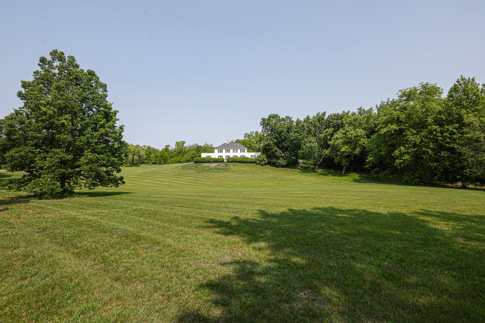 1596 W Palatine Road, Inverness, IL 60067