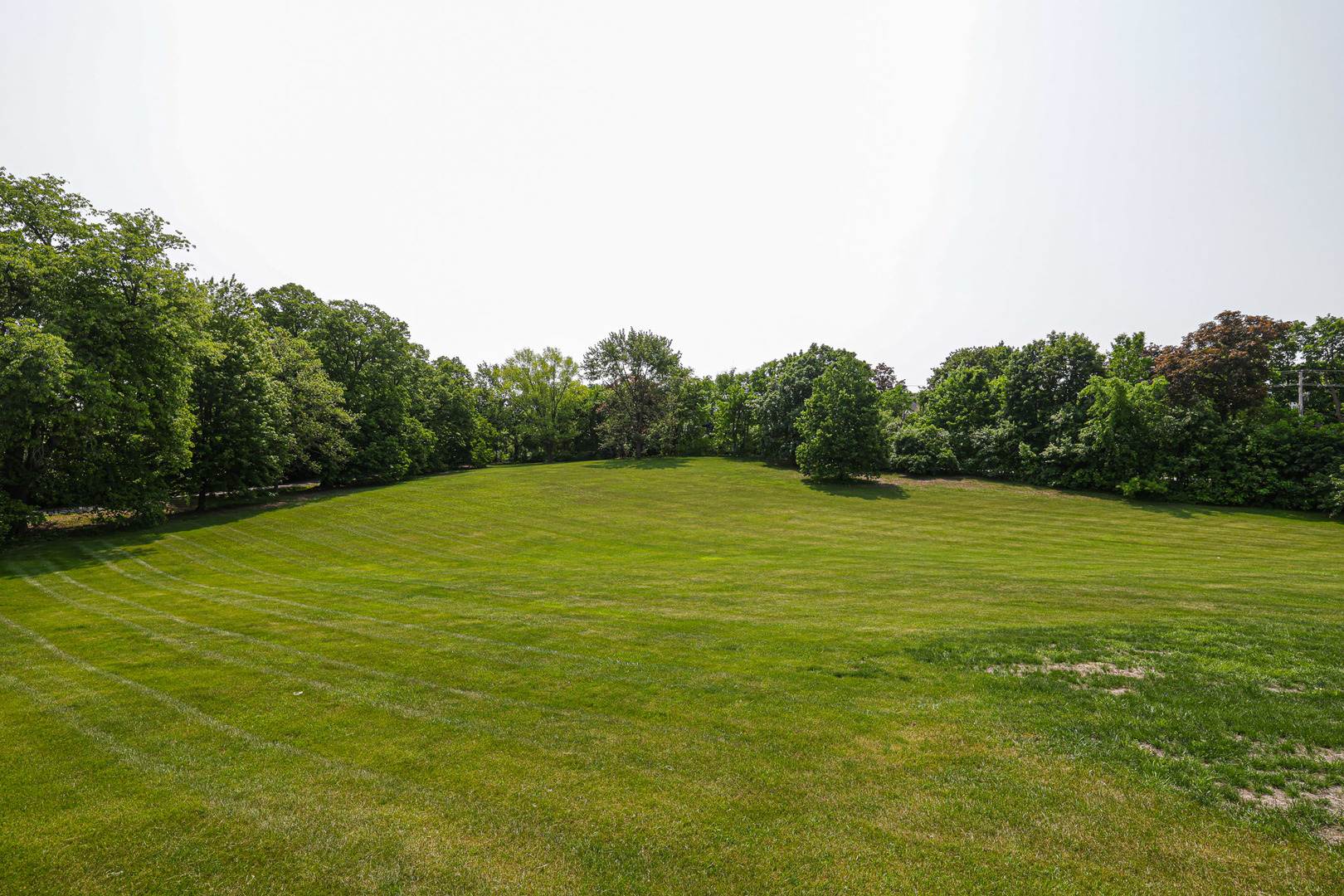 1596 W Palatine Road, Inverness, IL 60067