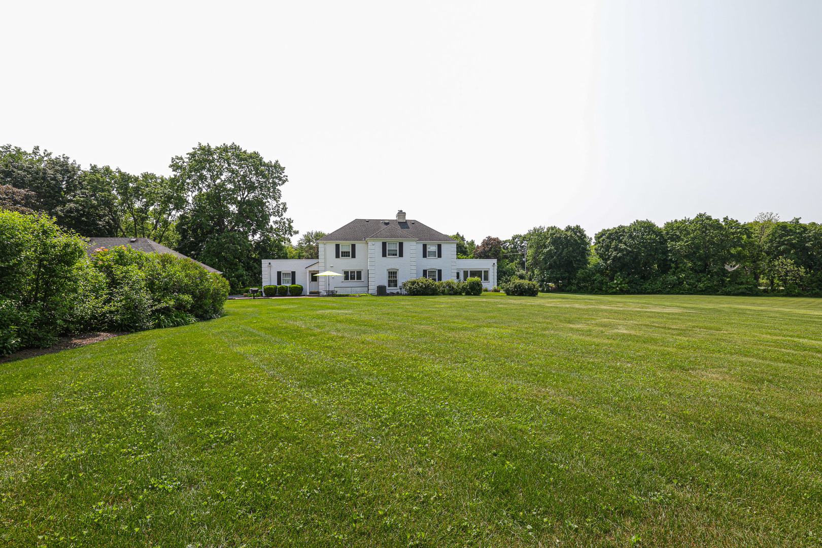 1596 W Palatine Road, Inverness, IL 60067