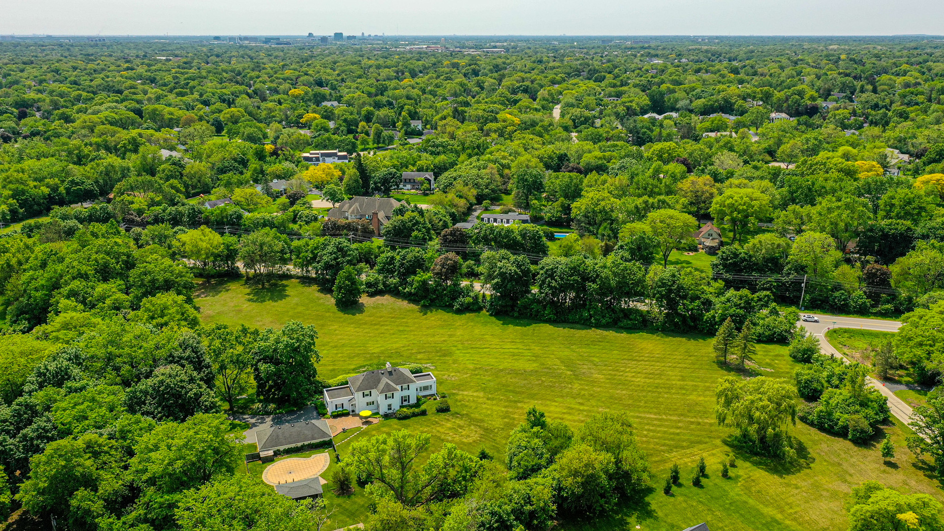 1596 W Palatine Road, Inverness, IL 60067