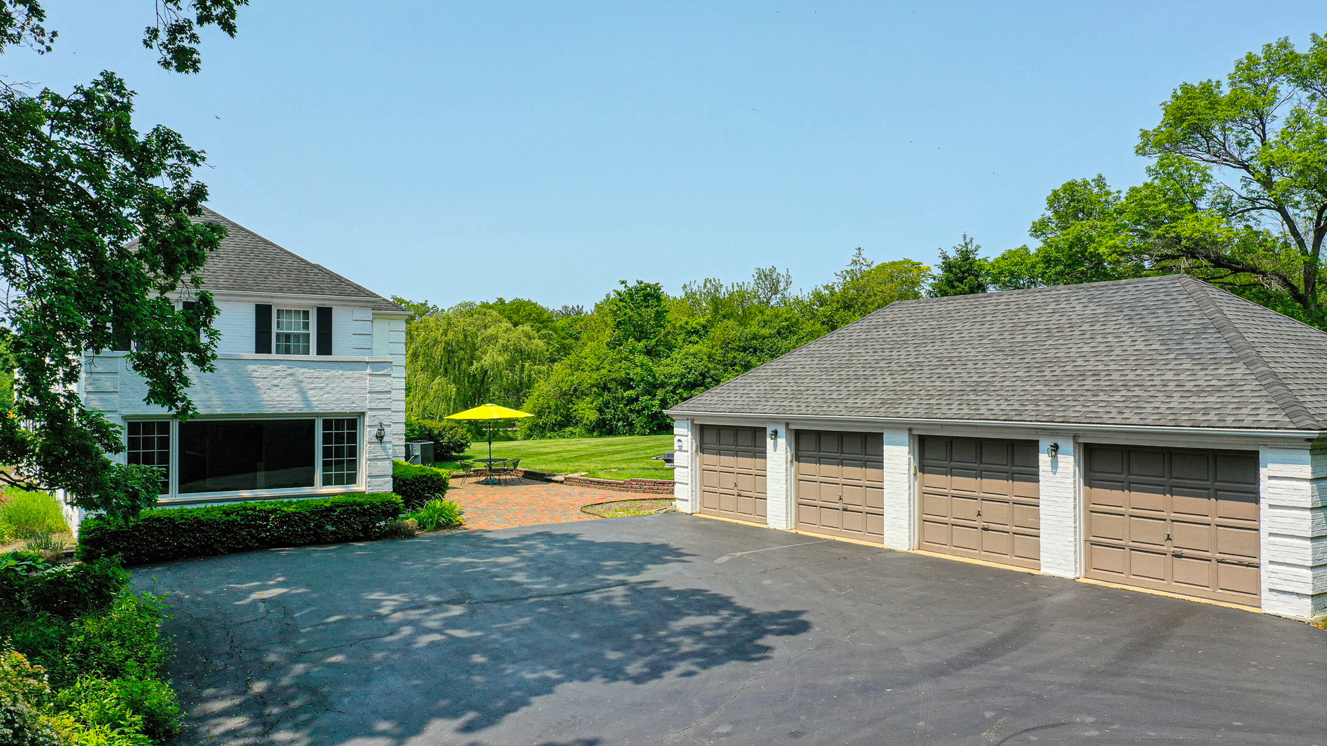 1596 W Palatine Road, Inverness, IL 60067