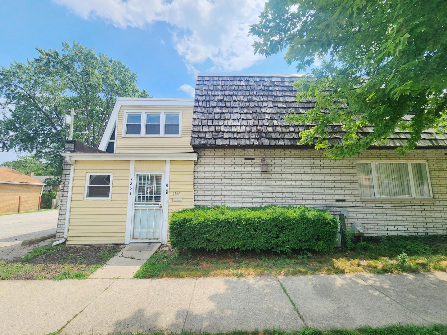 9201 S Kedzie Avenue #3, Evergreen Park, IL 60805