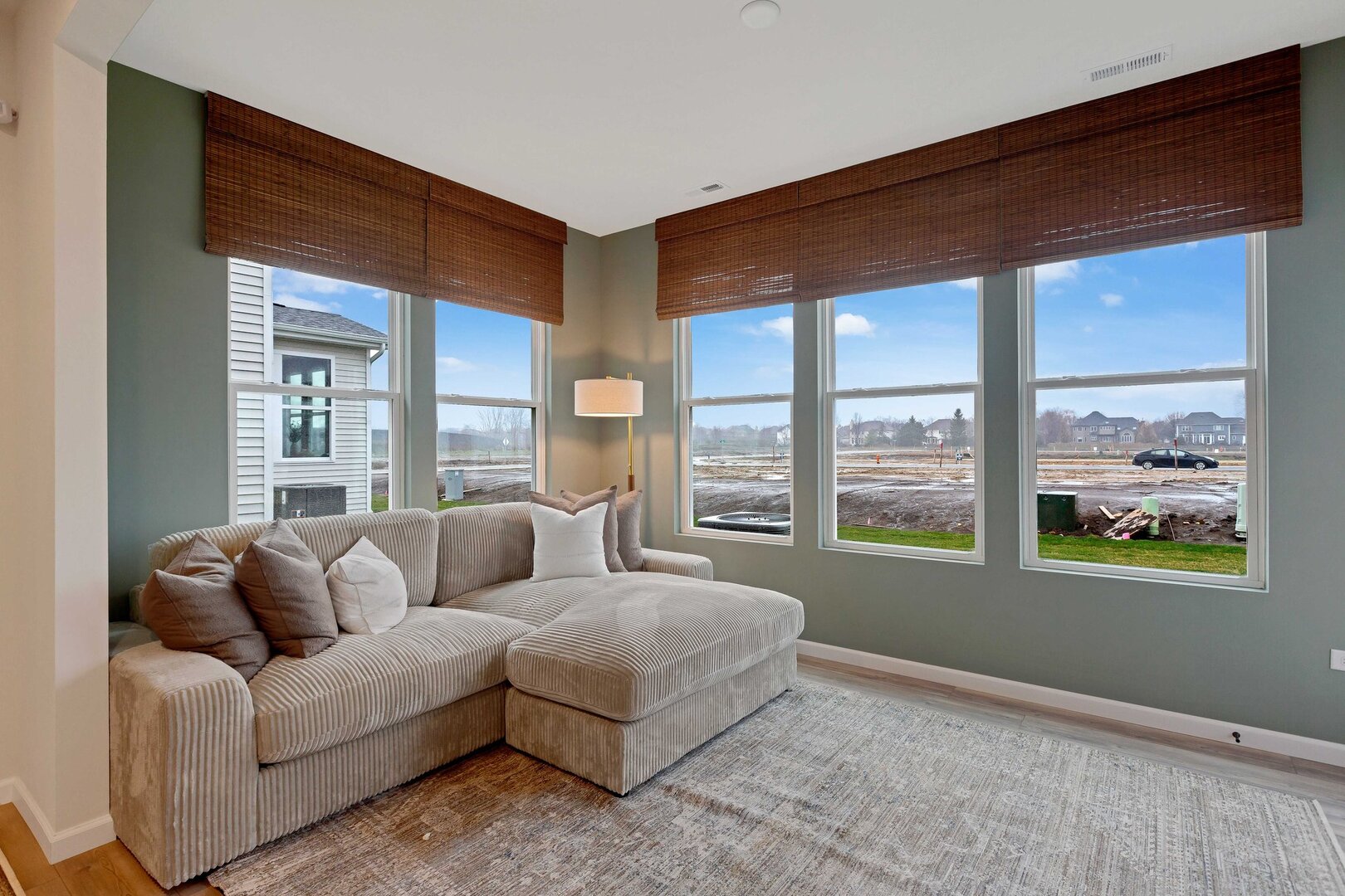 2668 Lawlor Lane, Naperville, IL 60564
