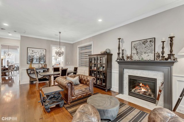 3851 N Hermitage Avenue, Chicago, IL 60613