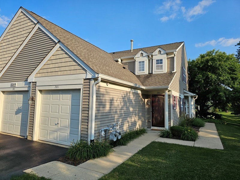 2219 Waterleaf Court #201, Naperville, IL 60564