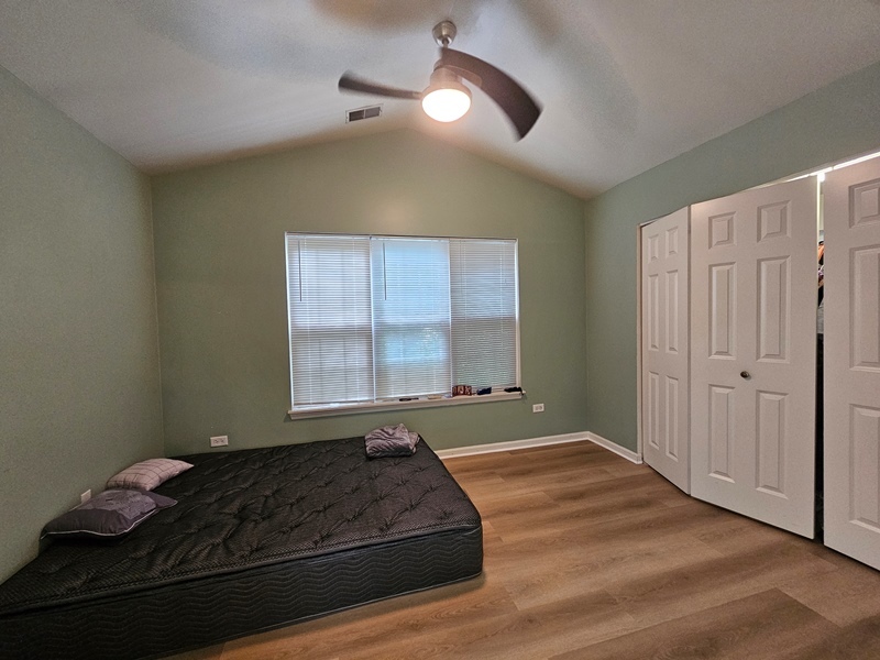 2219 Waterleaf Court #201, Naperville, IL 60564
