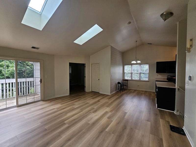 2219 Waterleaf Court #201, Naperville, IL 60564