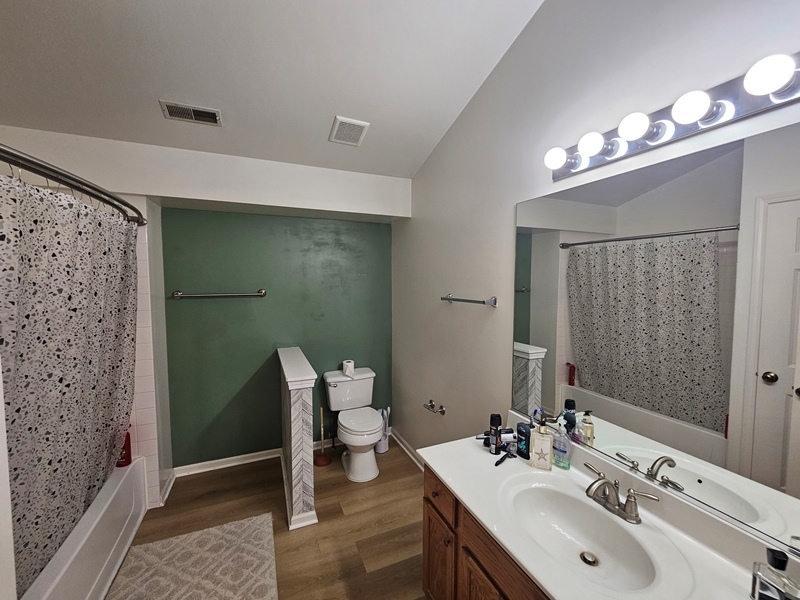 2219 Waterleaf Court #201, Naperville, IL 60564